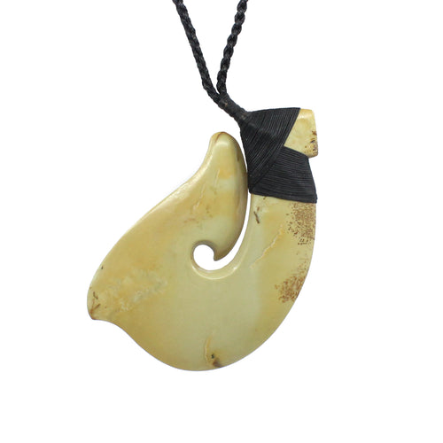 Hei Matau Pounamu Pendant | by Alex Sands