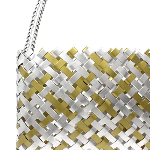 Kete Silver and Gold Aluminium - 14 ends | By Anna Gedson - Whakatōhea