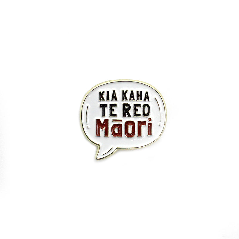 'Kia Kaha Te Reo Māori' Enamel Badge Pin |  Maimoa Creative