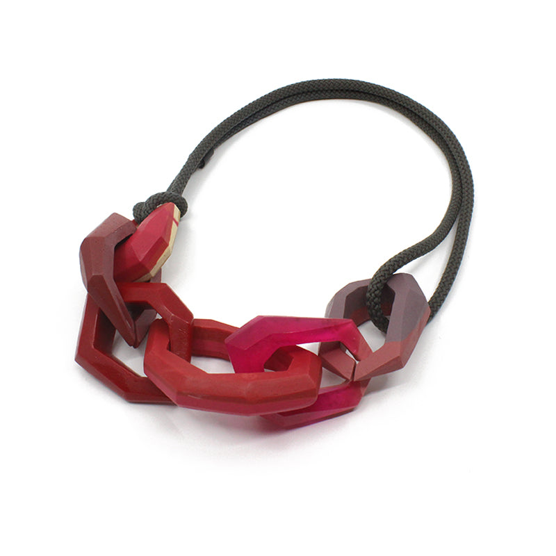Maca Links Necklace - Red / Ruby| by Macarena Bernal