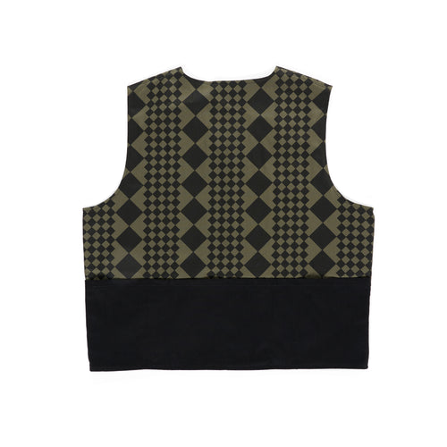VII Vest | by Shona Tāwhiao