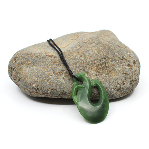 Pounamu/Greenstone – Auckland Museum Online Store